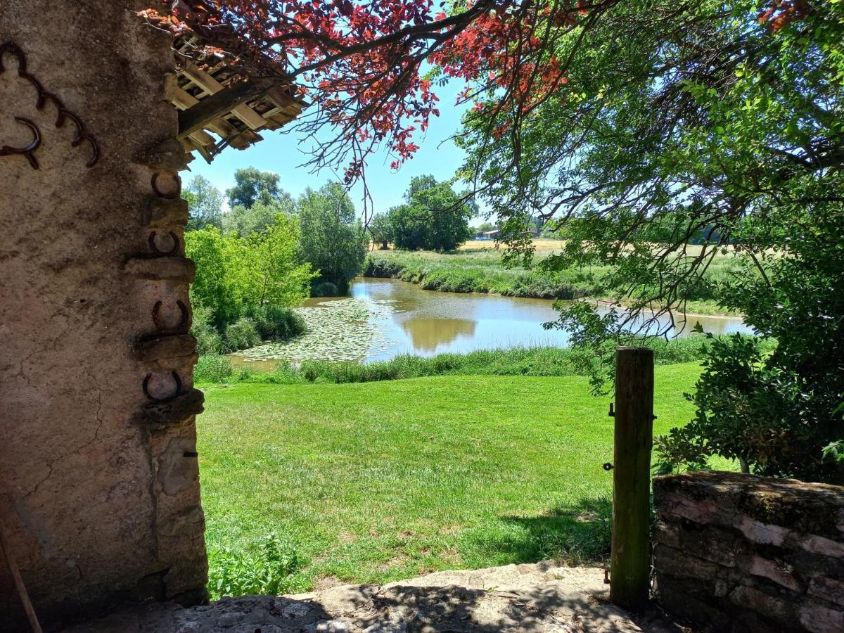 La Genete Tranquil Cottage, One Bedroom House מראה חיצוני תמונה